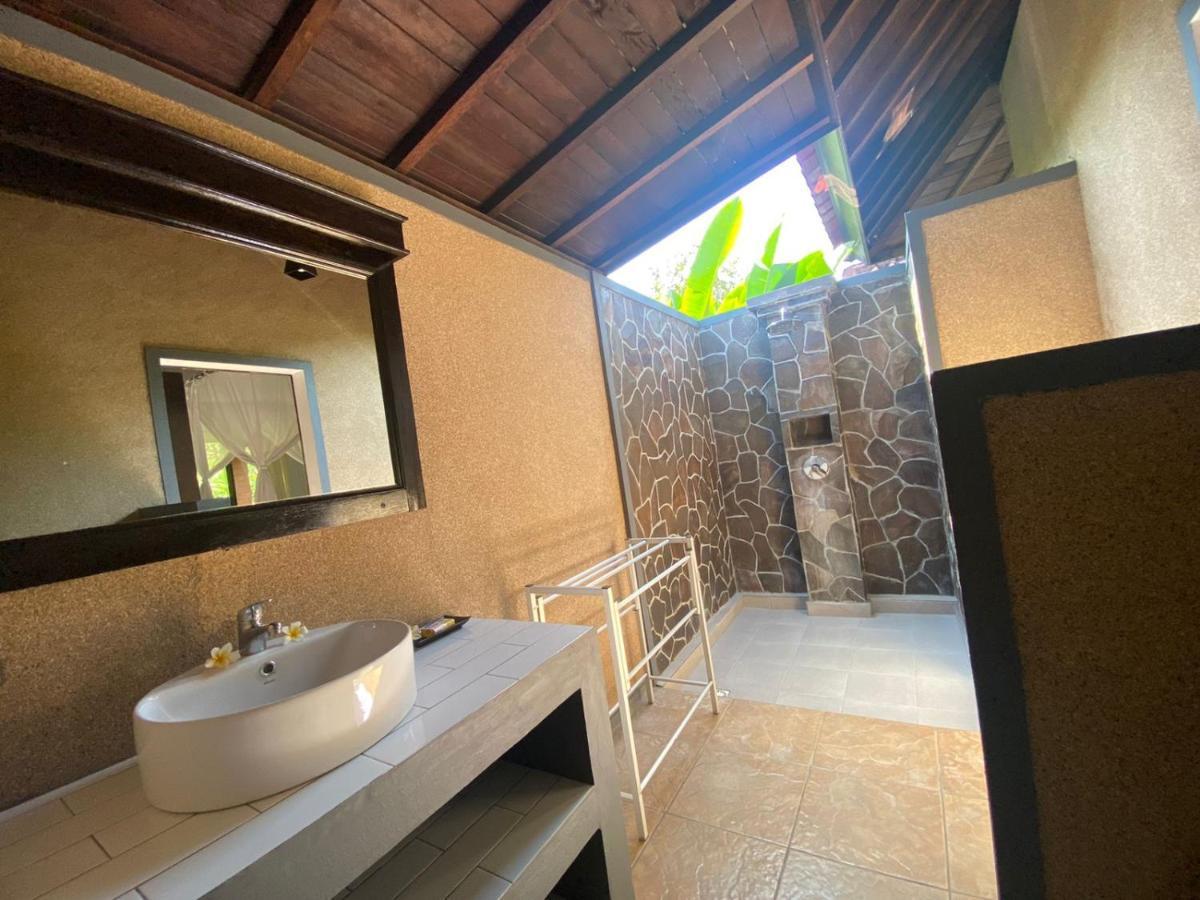 Badini Homestay Pemuteran Exterior foto